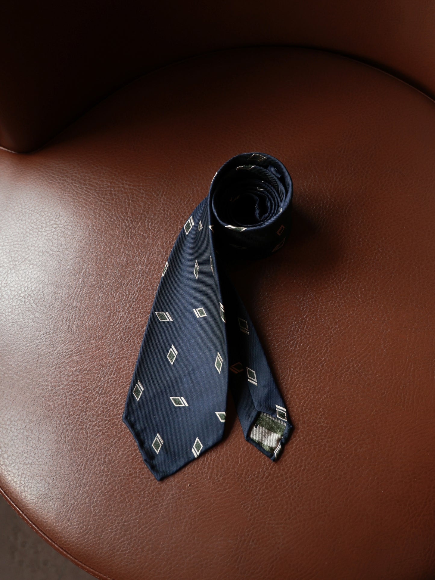 "Diamond Flower Series" tie 3 fold tie 