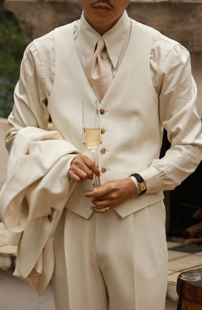 V-Neck Waistcoat in Pure Wool — White Moonlight