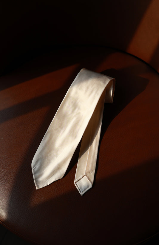 「白月光」领带 3 fold tie