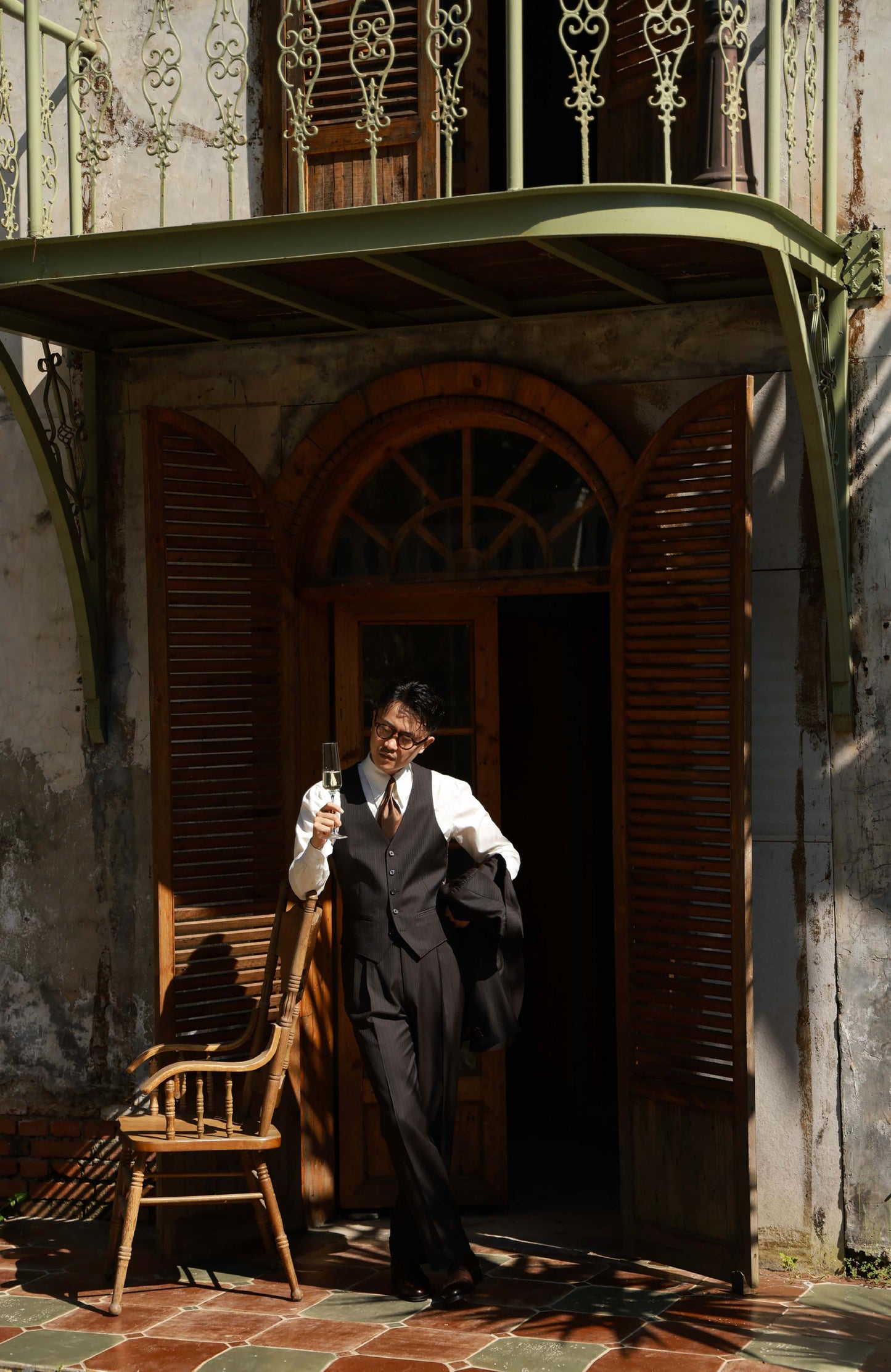 High-Waisted Suit Trousers with Parisian Side Adjusters — Timeless Brown