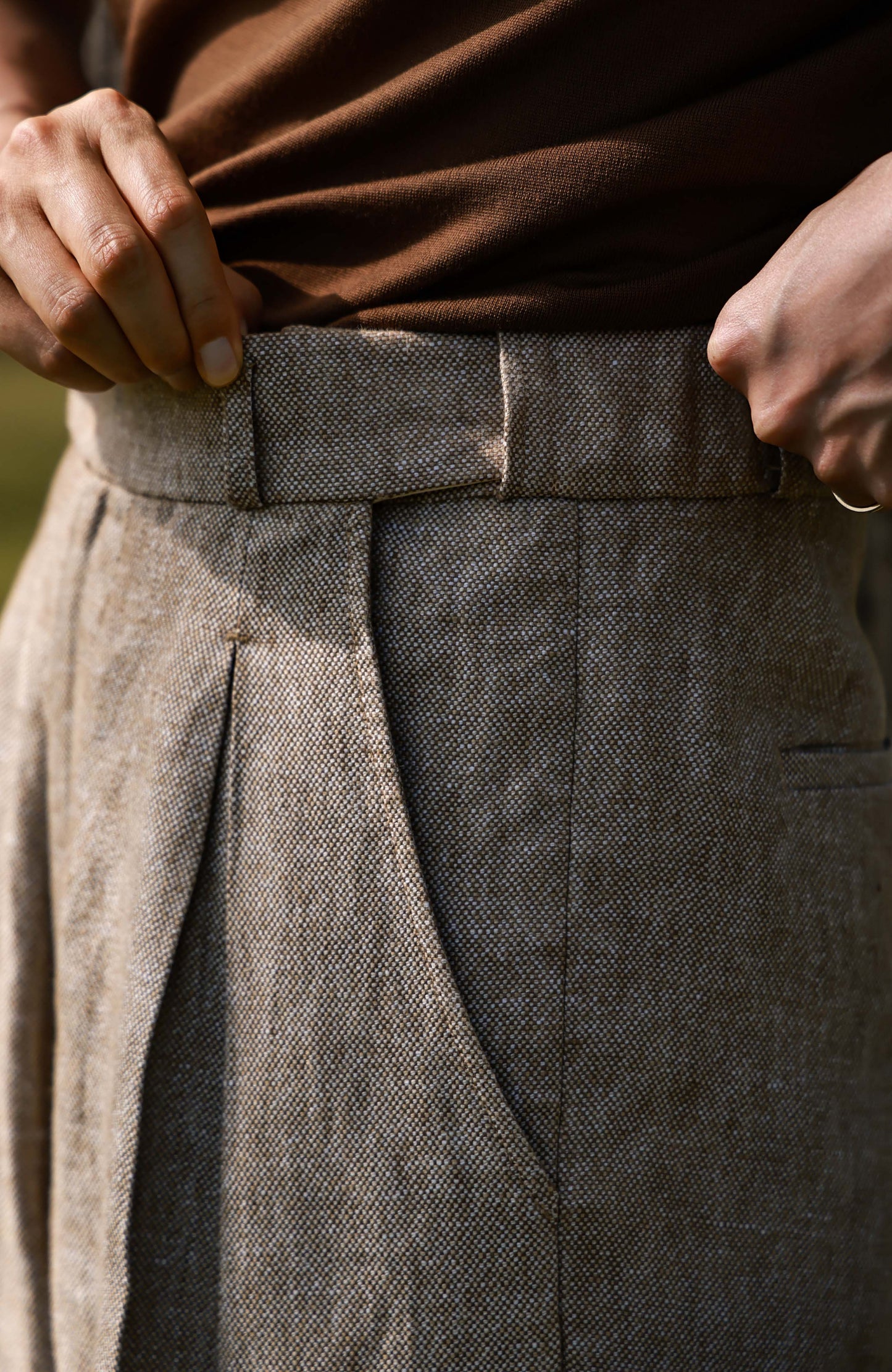 Heavyweight Linen Elasticated Waist with Drawstring Trousers — Dune Beige