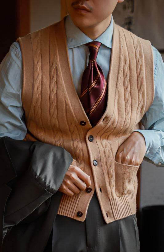 "Wheat Dunes" V-neck sweater vest 