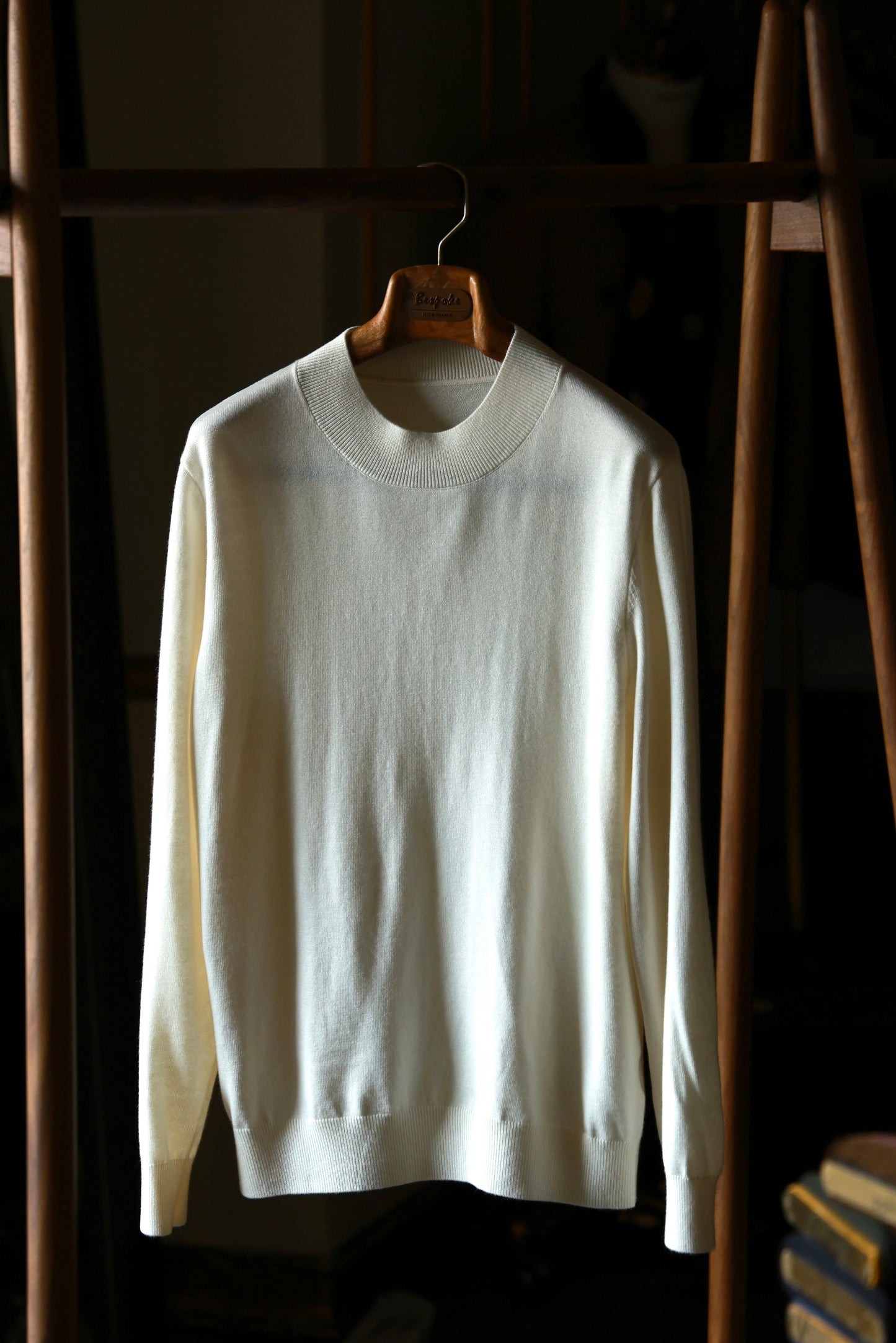 "Used White" Half Turtleneck Sweater 