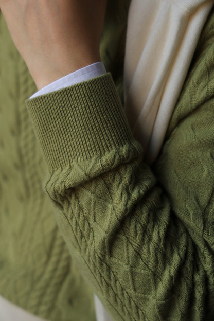 "Makino Green Cable" Crew Neck Sweater 