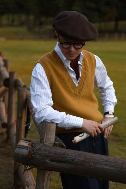 "Van Gogh Yellow" V-neck sweater vest 