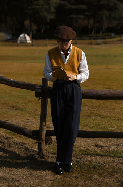 "Van Gogh Yellow" V-neck sweater vest 