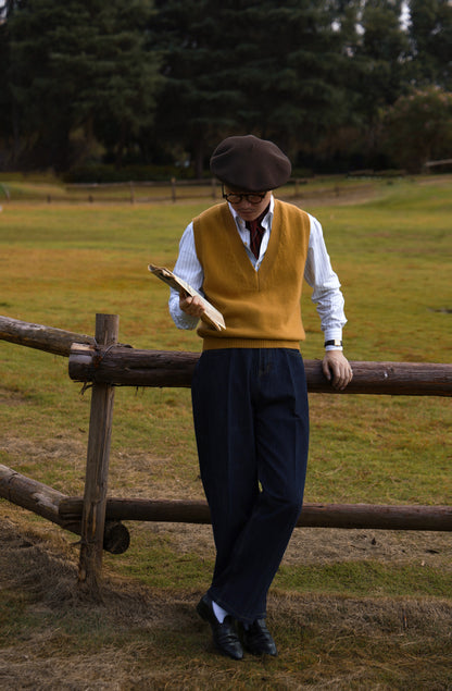 "Van Gogh Yellow" V-neck sweater vest 