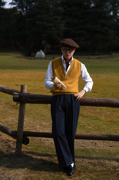 "Van Gogh Yellow" V-neck sweater vest 