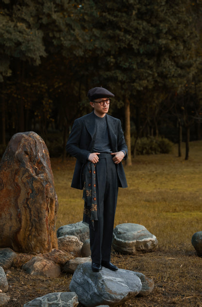 「Lunar Gary」Mock Neck Sweater