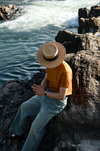 「Californian Dusk」Heavyweight combed cotton Crew Neck Unisex Short-Sleeve T-Shirt