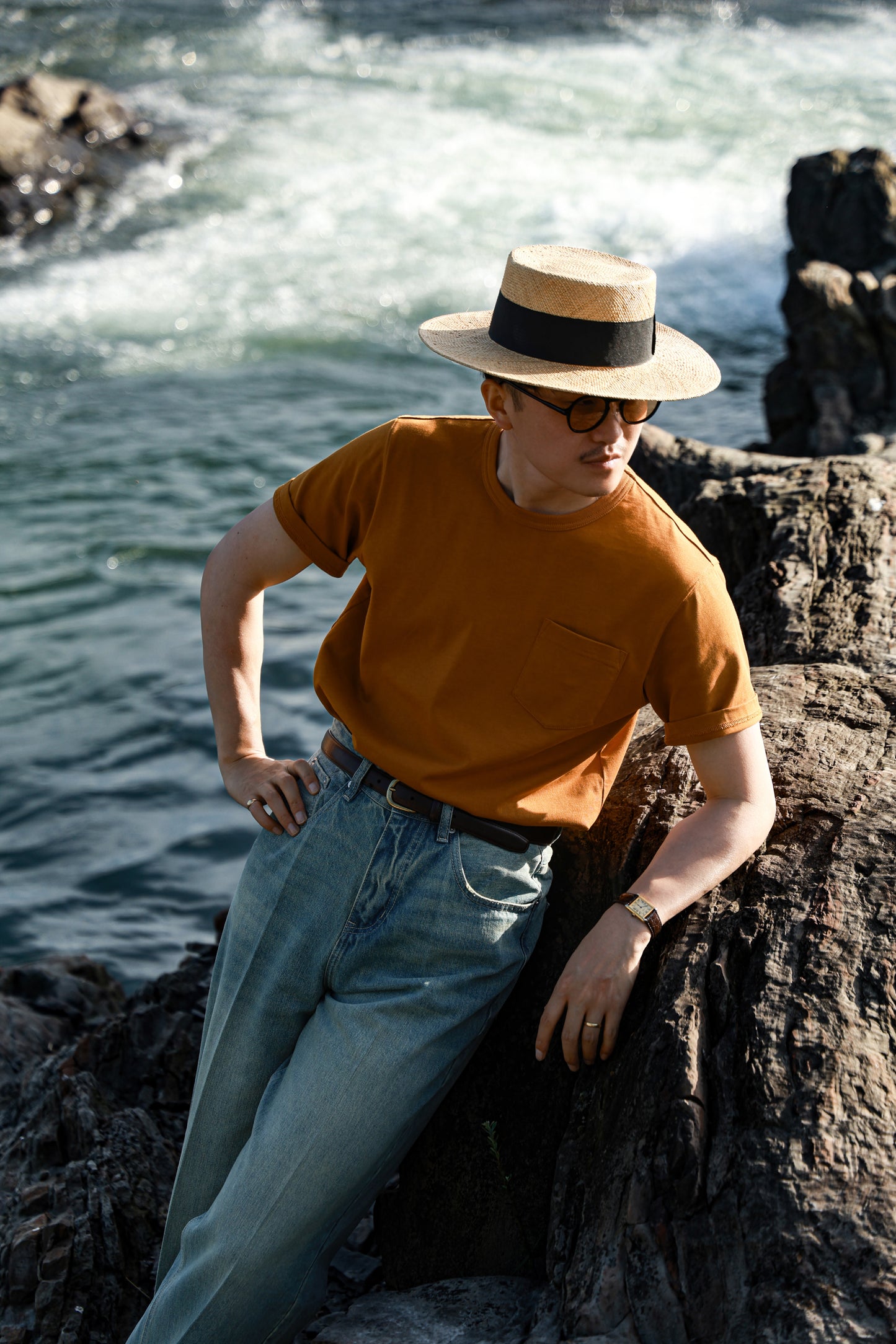 「Californian Dusk」Heavyweight combed cotton Crew Neck Unisex Short-Sleeve T-Shirt