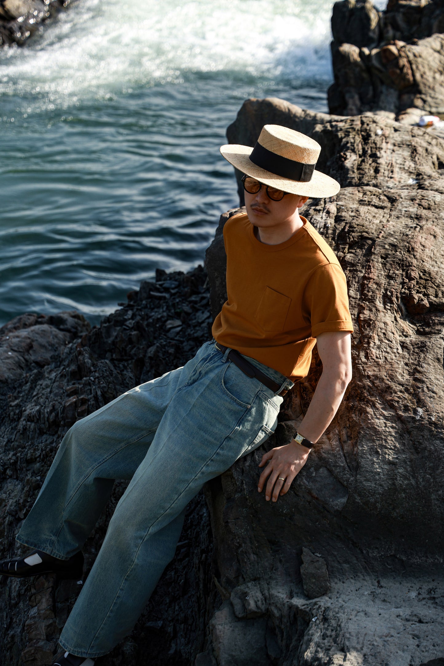 「Californian Dusk」Heavyweight combed cotton Crew Neck Unisex Short-Sleeve T-Shirt