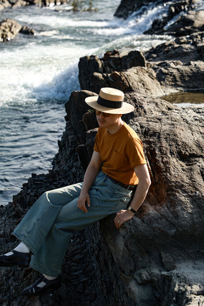 「Californian Dusk」Heavyweight combed cotton Crew Neck Unisex Short-Sleeve T-Shirt