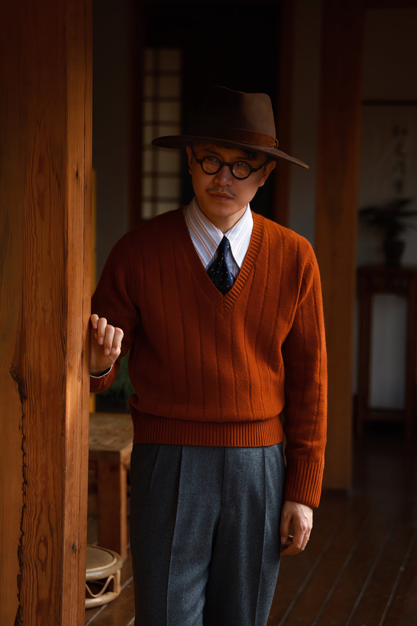 Caramel V-neck sweater 