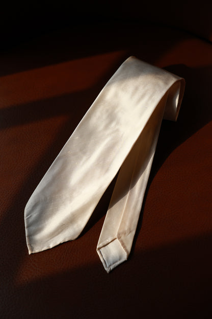 「白月光」领带 3 fold tie