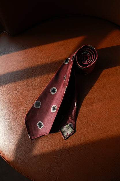 "Tipsy Series" tie 3 fold tie 