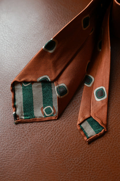 "Tipsy Series" tie 3 fold tie 