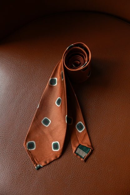 "Tipsy Series" tie 3 fold tie 