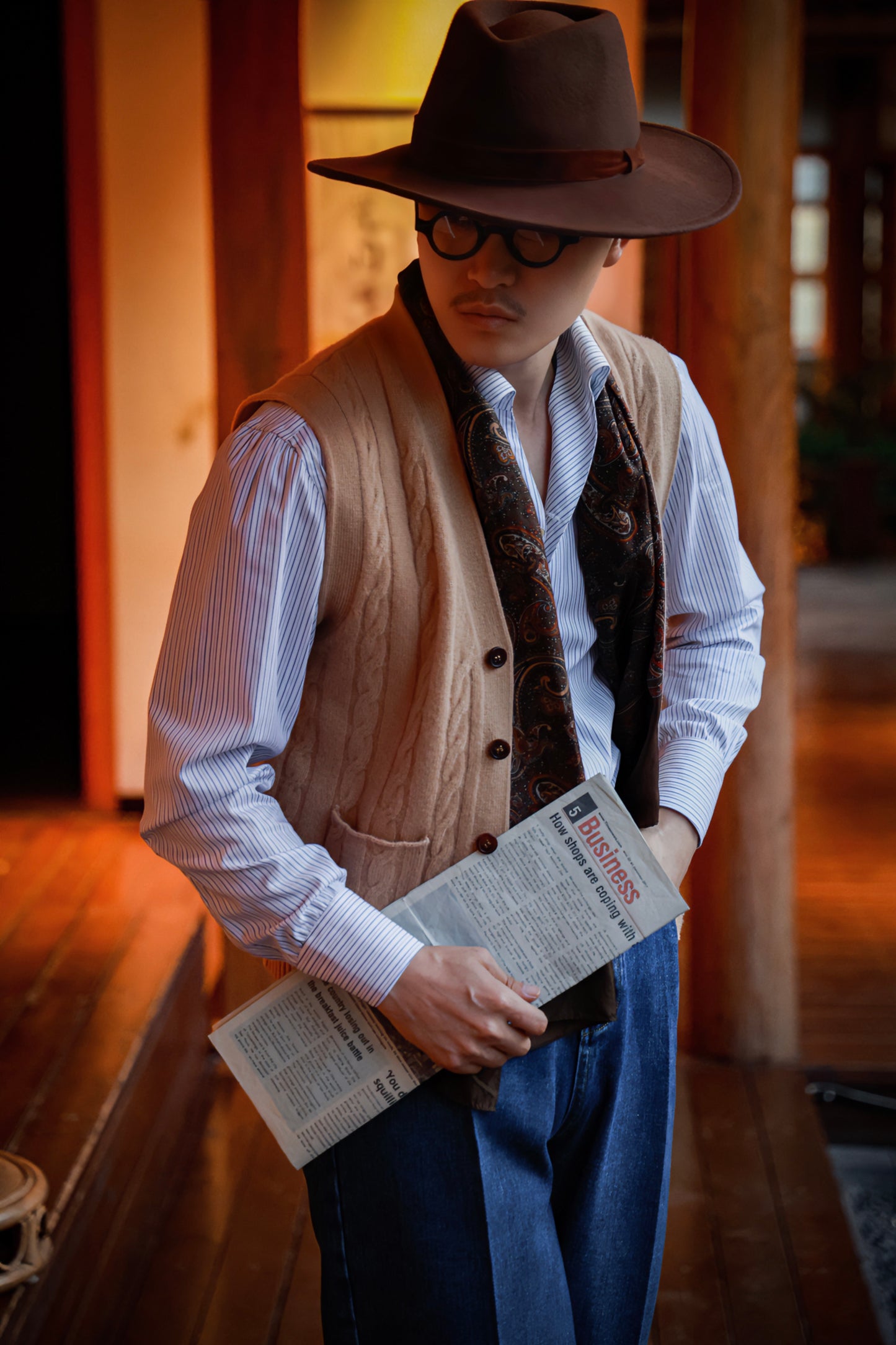 "Wheat Dunes" V-neck sweater vest 