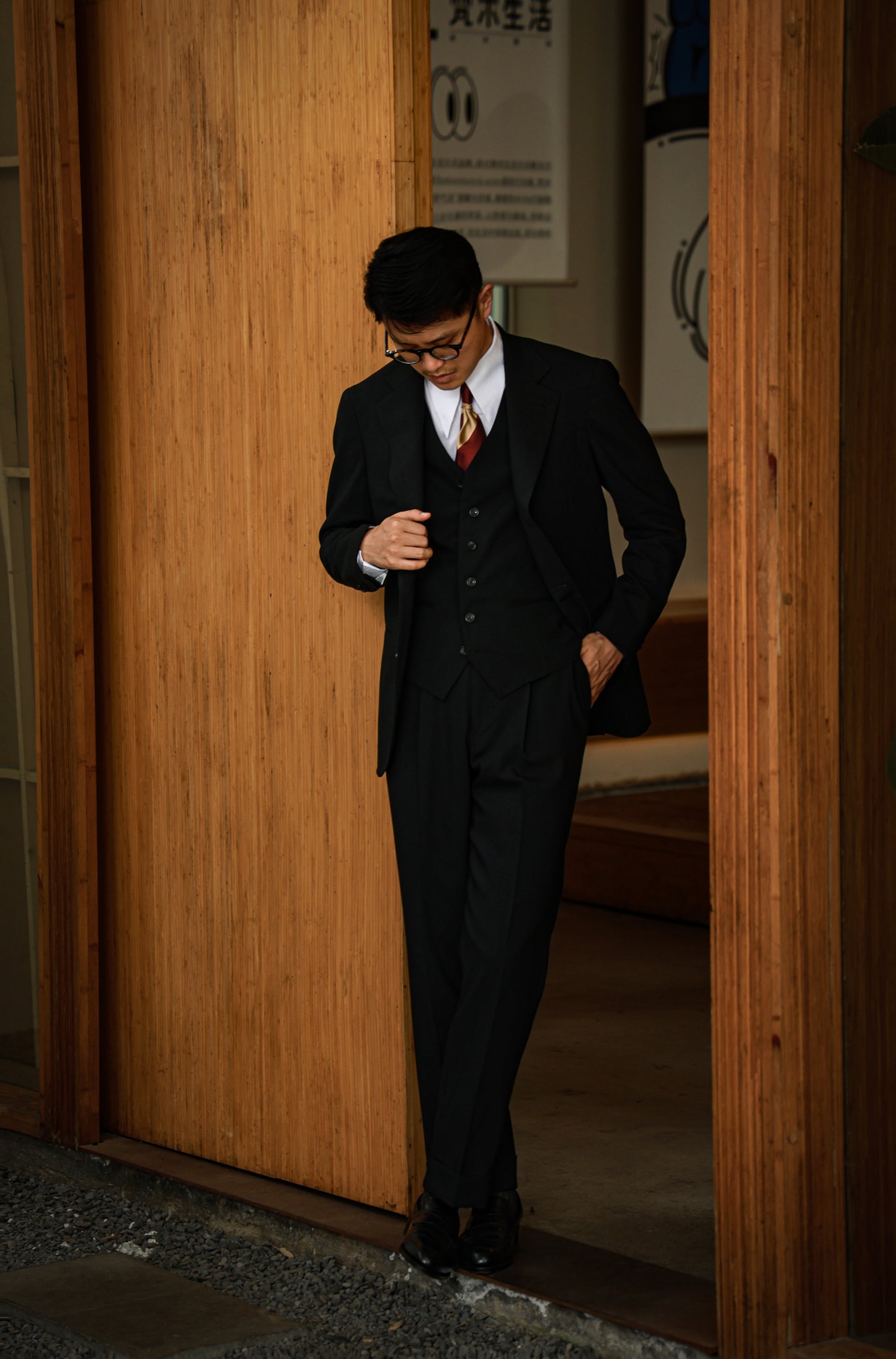 "Elegant Black" Suit 