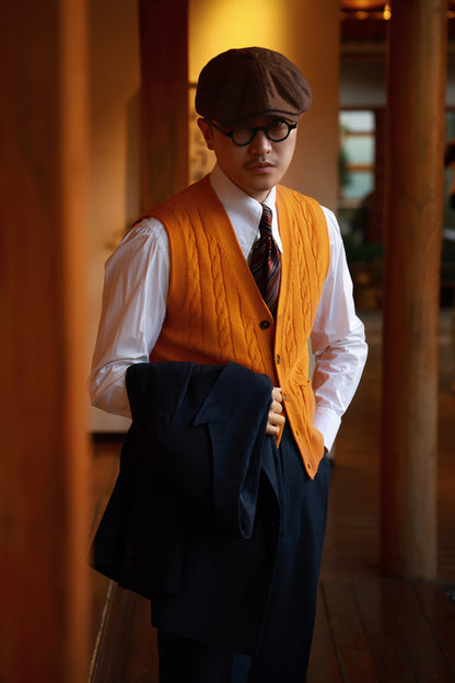 "Yellow River Glaze" V-neck sweater vest 