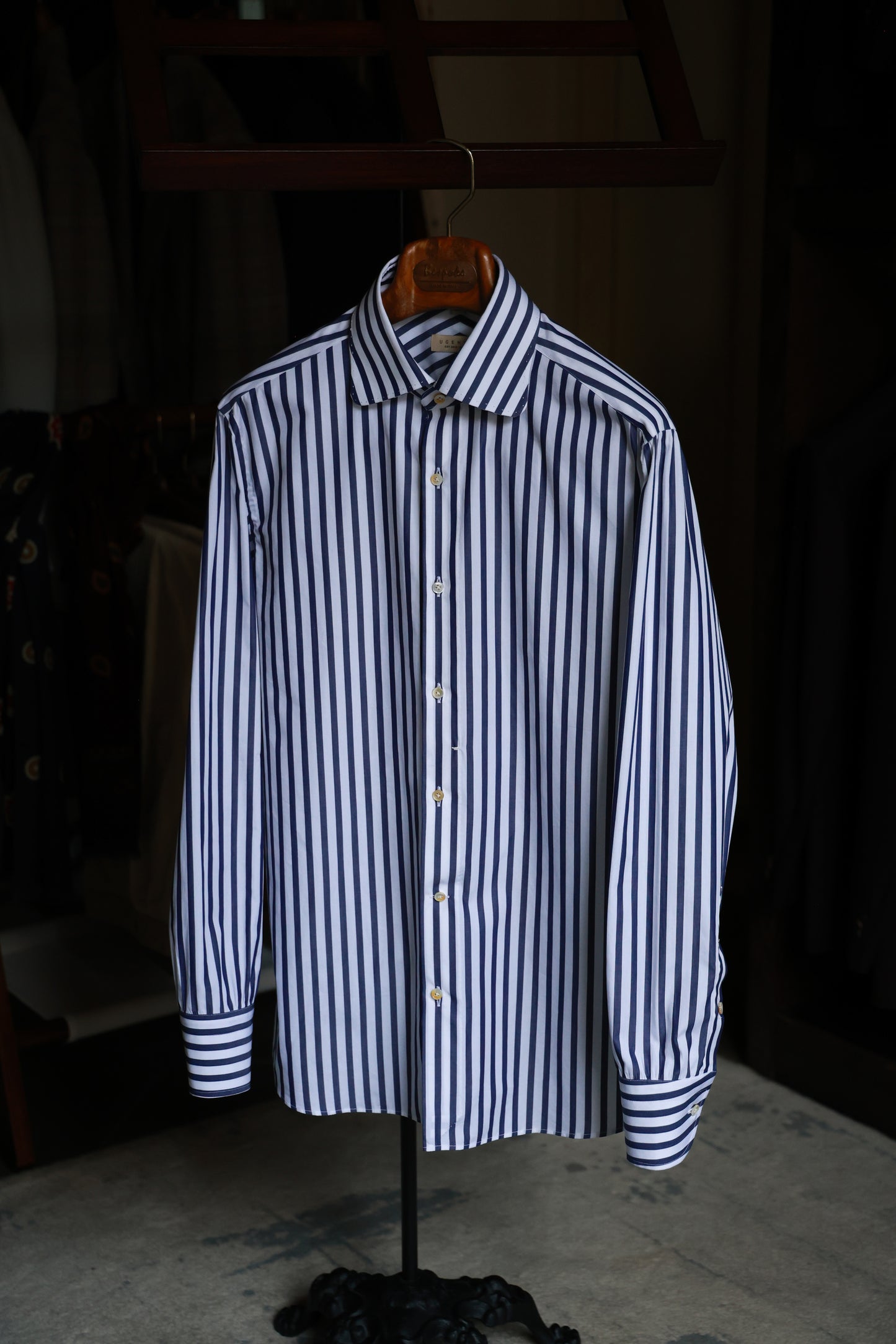 "Prussian Blue Stripe" Vintage Rounded Collar Handmade Seven-Step Shirt 