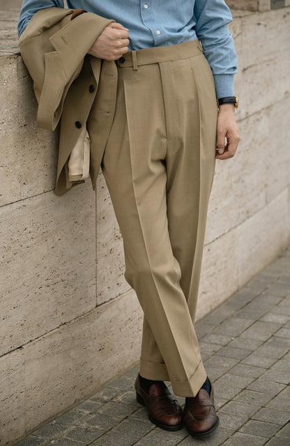 「Sand Trace」Suit Trousers with Merino Wool Parisian Side Adjusters and High-Waisted Single-Pleated